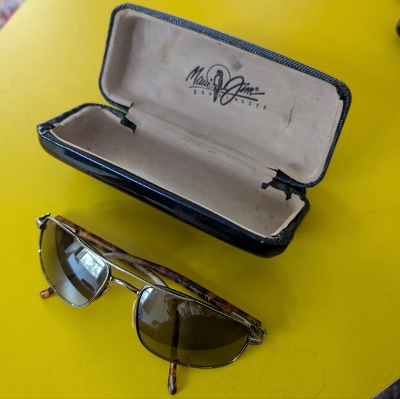 Maui Jim KAHUNA Sunglasses (MJ 162-23 Gunmetal / Brown Polarized Lenses) - Picture 3 of 16